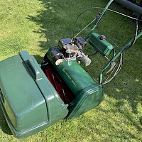 ATCO Balmoral 20SE Cylinder Lawn Mower Gallery Image Thumbnail
