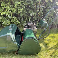 ATCO Balmoral 20SE Cylinder Lawn Mower Gallery Image Thumbnail