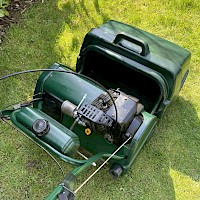 ATCO Balmoral 20SE Cylinder Lawn Mower Gallery Image Thumbnail