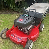 Toro Recycler 21” self propelled lawn mower Gallery Image Thumbnail