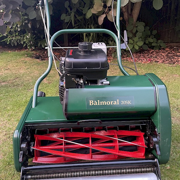 ATCO Balmoral 20SK Cylinder Mower Gallery Image