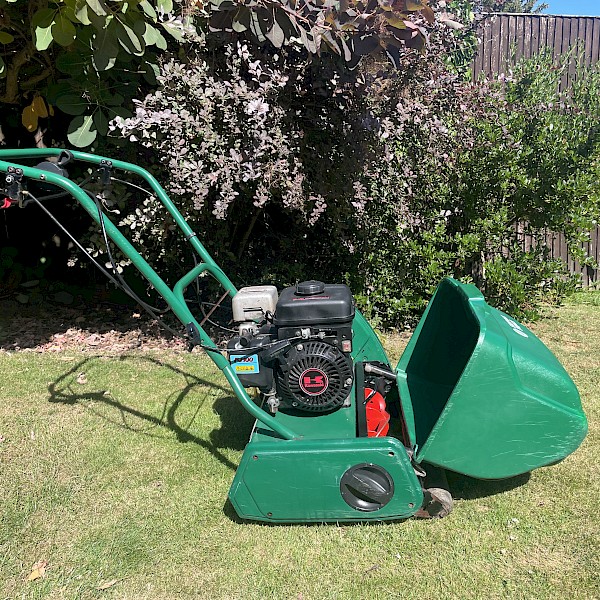 Suffolk Punch 17SK Cylinder Lawn Mower Gallery Image