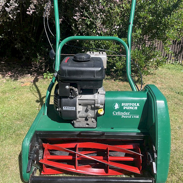 Suffolk Punch 17SK Cylinder Lawn Mower Gallery Image