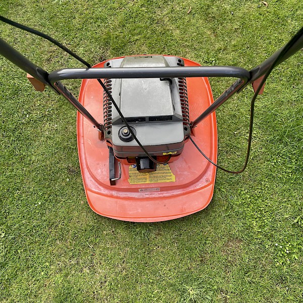 Flymo Hover Mower Gallery Image