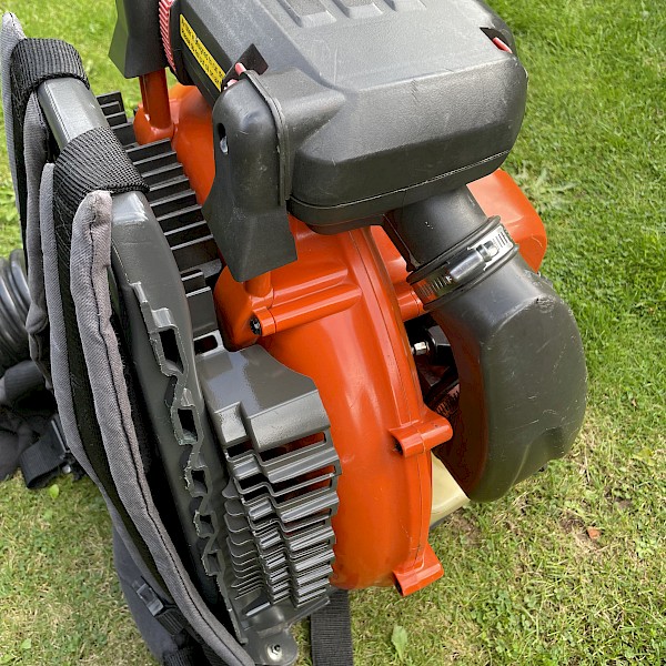 Husqvarna 580BTS Backpack leaf blower Gallery Image