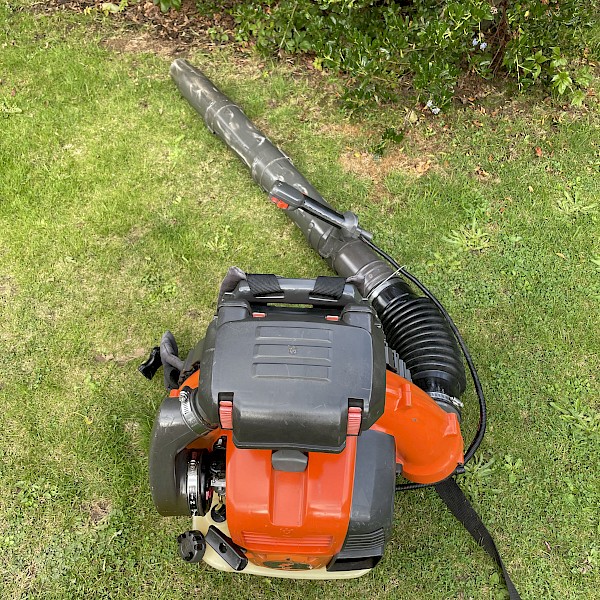 Husqvarna 580BTS Backpack leaf blower Gallery Image