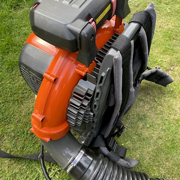 Husqvarna 580BTS Backpack leaf blower Gallery Image