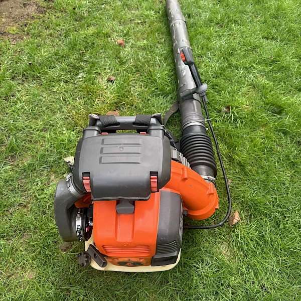 Husqvarna 580BTS Backpack leaf blower Gallery Image