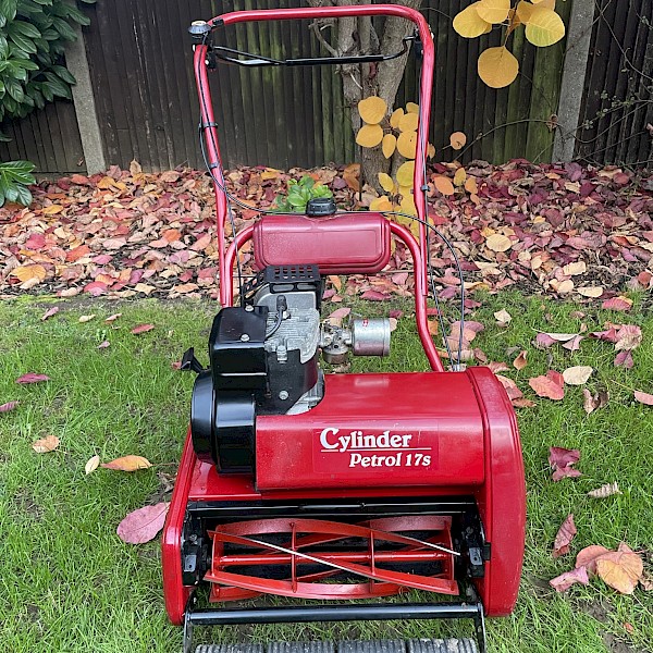 Suffolk Punch 17s petrol cylinder mower Gallery Image