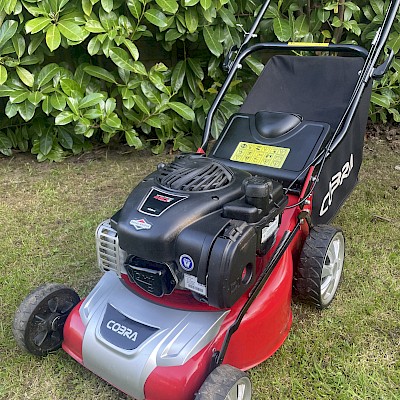 Cobra self propelled petrol lawn mower Main Image