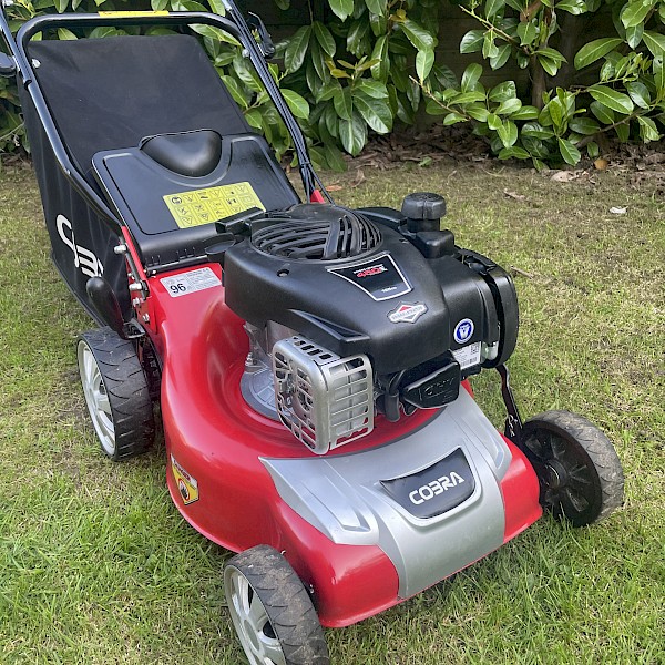 Cobra self propelled petrol lawn mower Gallery Image