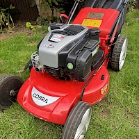 Cobra 20” electric start Gallery Image Thumbnail