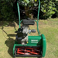 Qualcast 43s cylinder mower Gallery Image Thumbnail