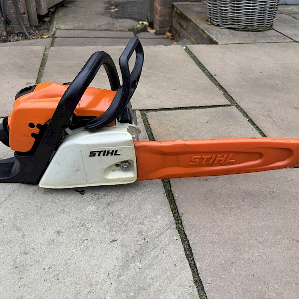 Stihl MS171 chainsaw Gallery Image