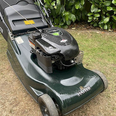 Hayter Harrier 48 with blade clutch Main Image